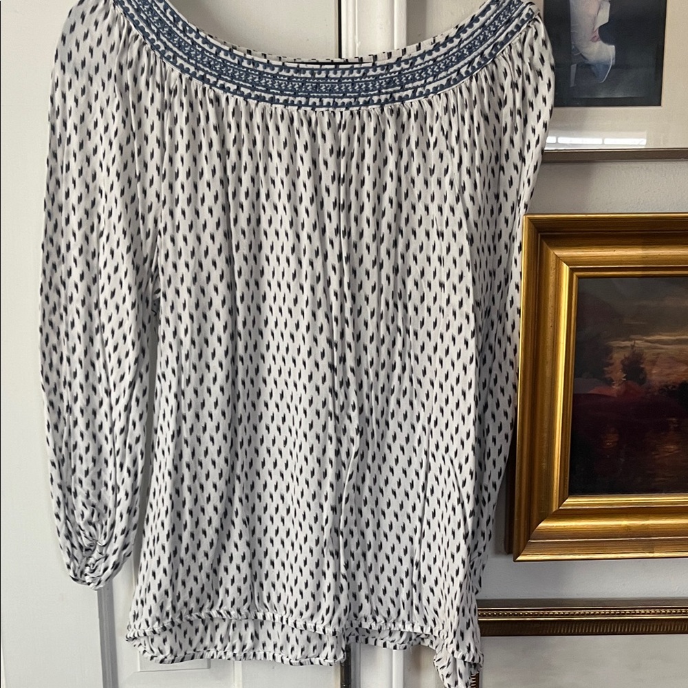 3/$12 Bundle and Save- LOFT Navy and White Patterned Blouse